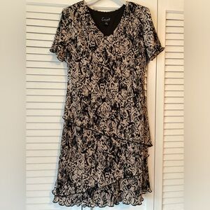 Beautiful black and tan floral dress with layered detail - size 8 P